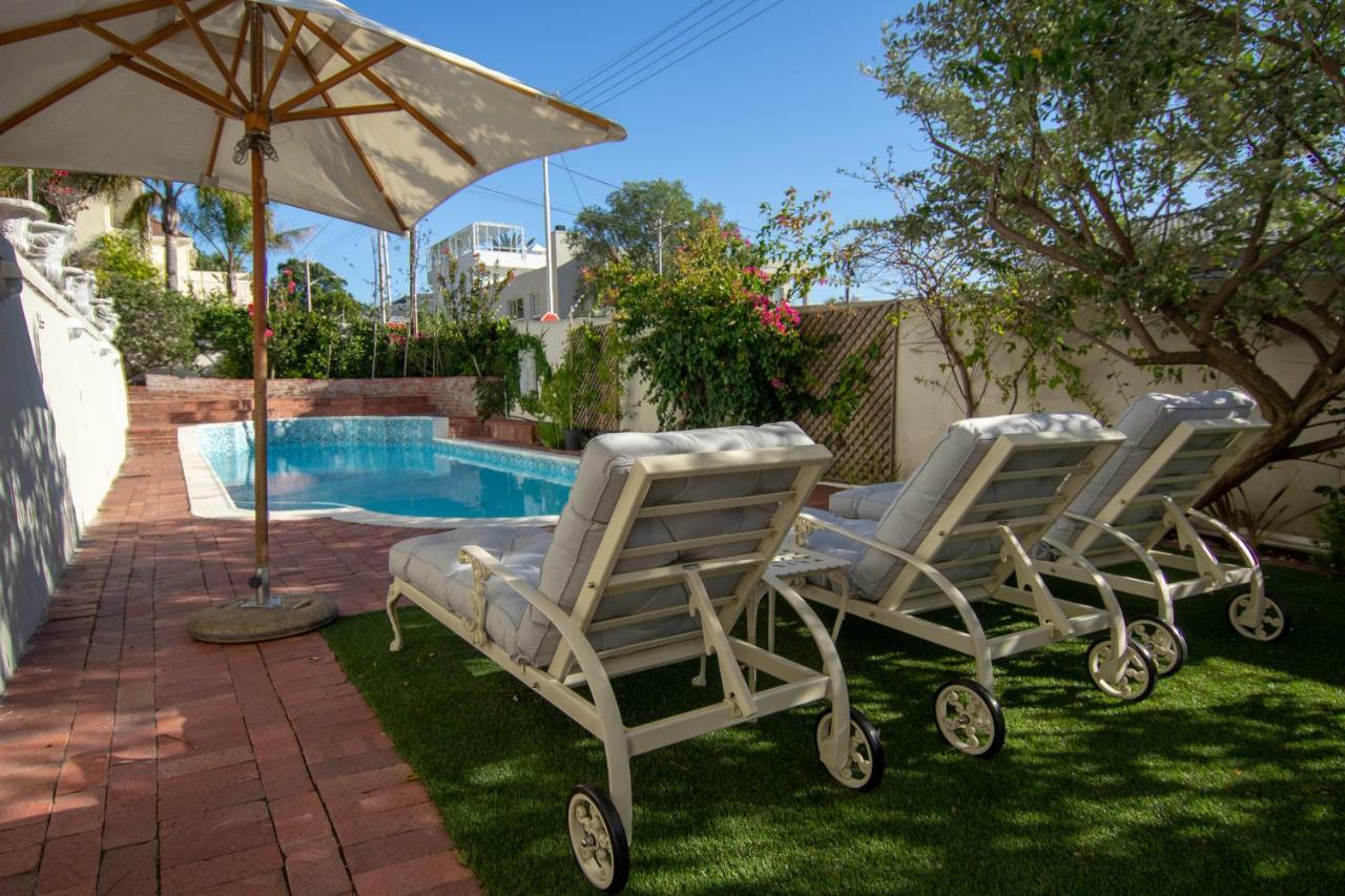 Rhonda'S Manor Boutique Guesthouse Città del Capo Esterno foto